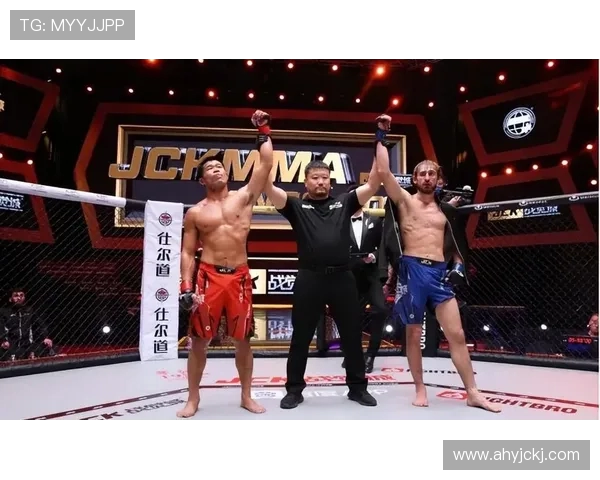 凉山格斗小伙双冠封神：百万赏金与金腰带背后的热血逆袭(2)